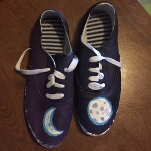 Handpainted shoes
