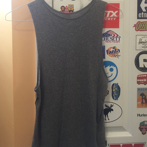 summer tank - Picture 3 of 3