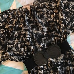 Loose fitting black and white dress