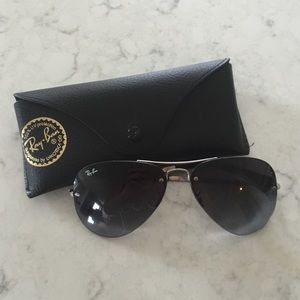 Ray-Ban Aviators w/case