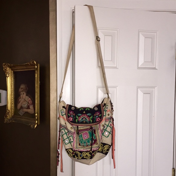 Ecoté embroidered cross body