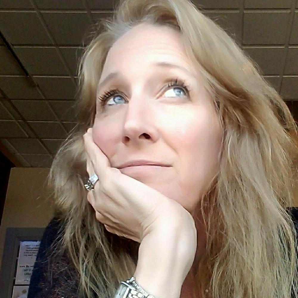 Meet your Posher, Holly