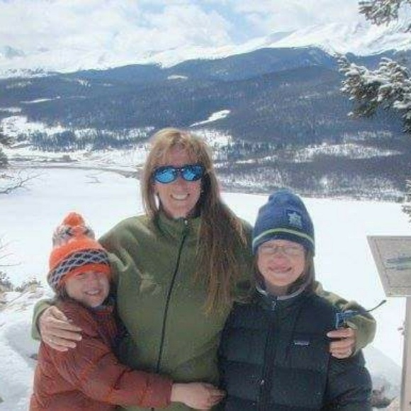 Meet your Posher, Holly - Picture 6 of 8