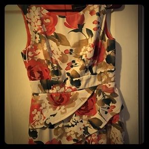 Floral dress. Size 8.
