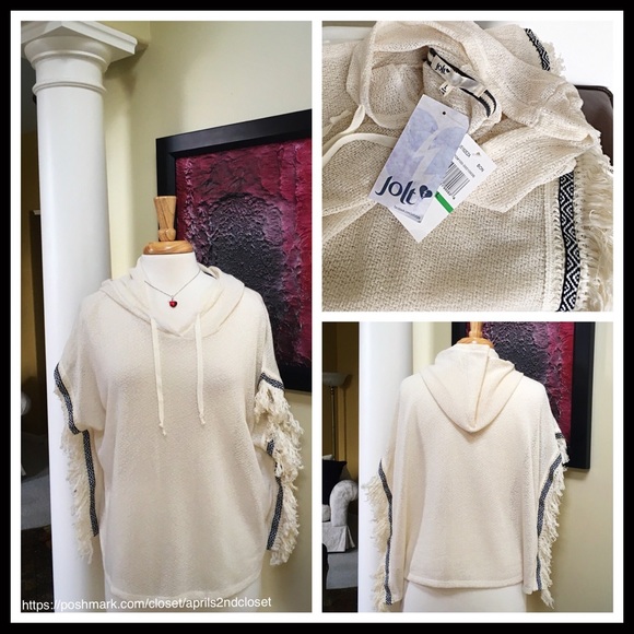 ❌SOLD❌Poncho Hoodie Pullover Hooded Top - Picture 5 of 8