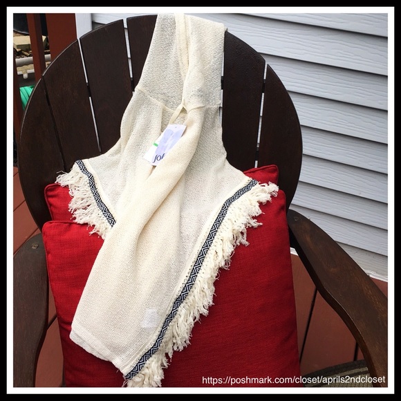 ❌SOLD❌Poncho Hoodie Pullover Hooded Top - Picture 7 of 8