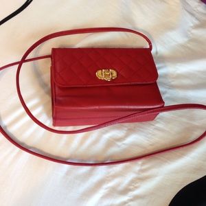 Red NWOT cross body charter club purse