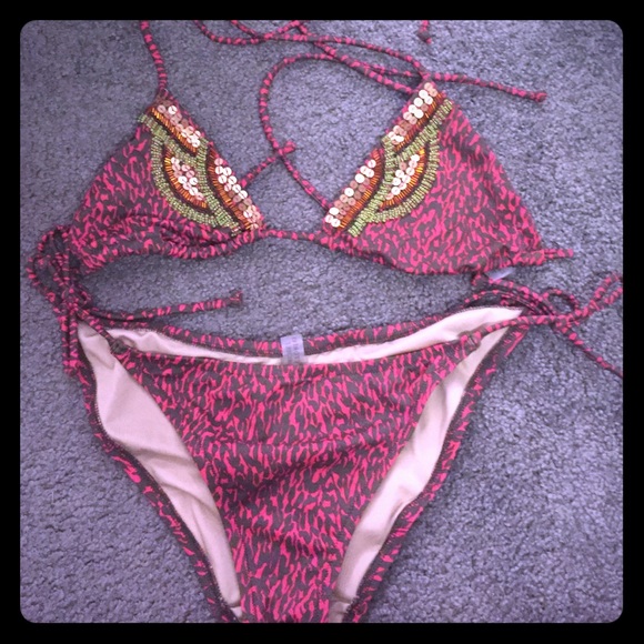 FINAL SALE! VS 2 Piece Bathing Suit! Worn once!
