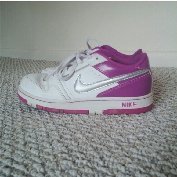 Nike Prestige 3 GS