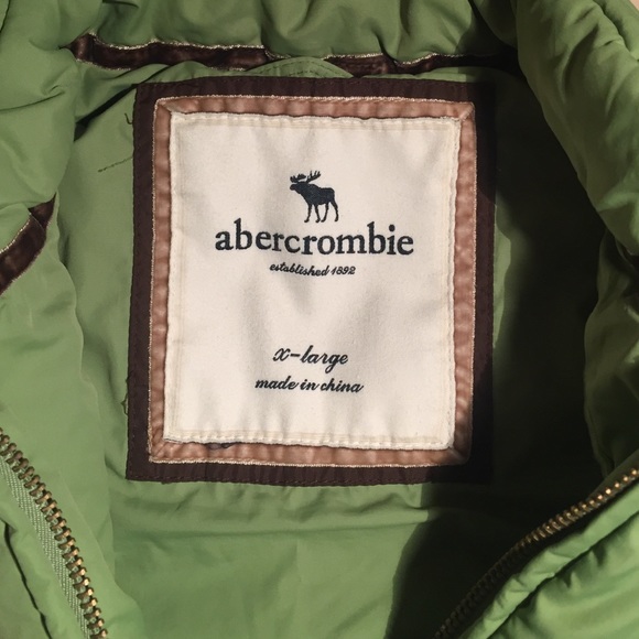 Abercrombie Kids Green Vest - Picture 3 of 4