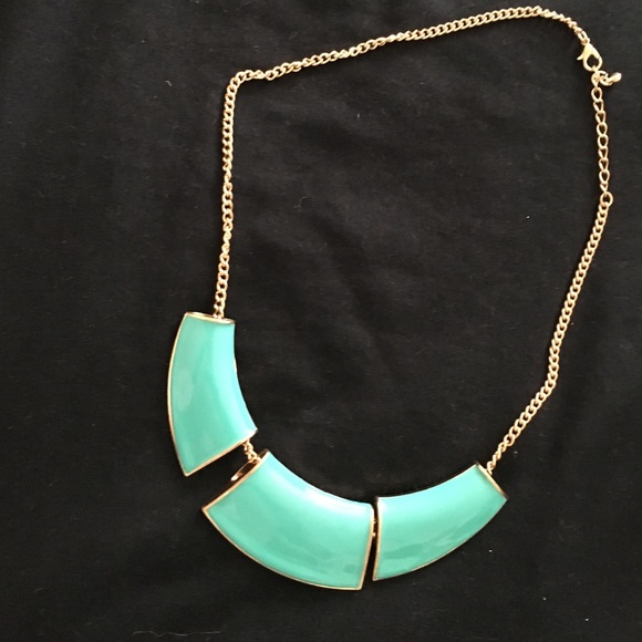 Turquoise and gold necklace
