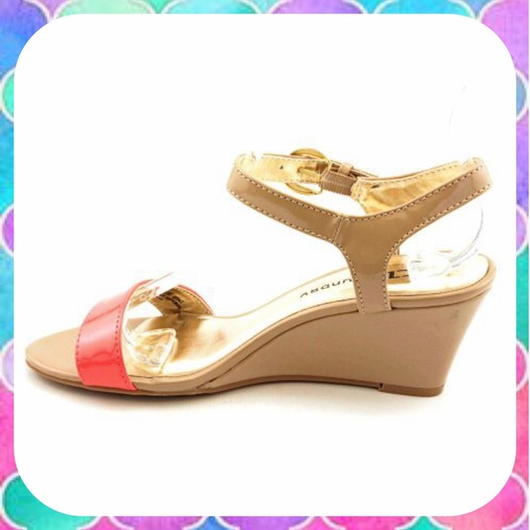 New Coral Colorblock Patent Wedge Sandal Heels 6M - Picture 2 of 4