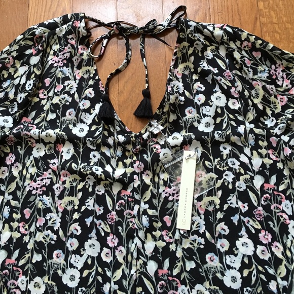 NWT Lauren Conrad double v-neck tunic - Picture 2 of 4