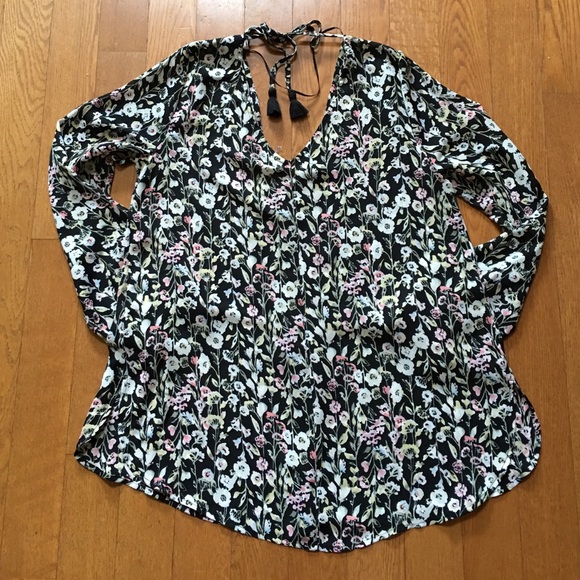 NWT Lauren Conrad double v-neck tunic - Picture 4 of 4