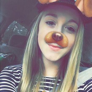 Meet your Posher, Lydia