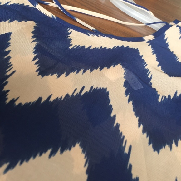 Blouse - Picture 3 of 3