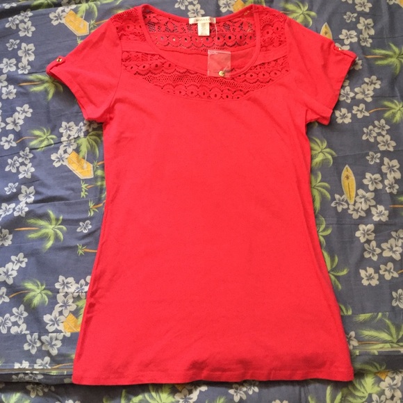 Pretty NWOT coral colored blouse!