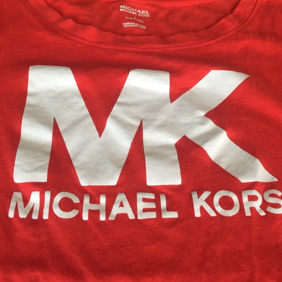 Designer Tshirt - Picture 2 of 2