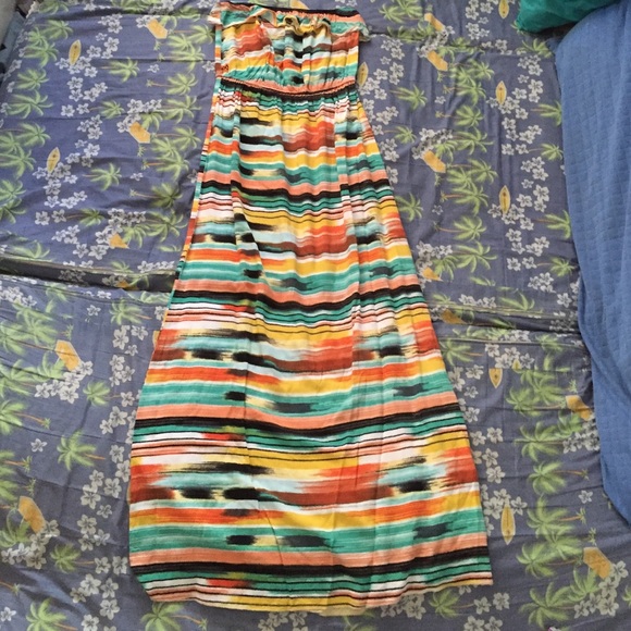 Cute maxi dress!