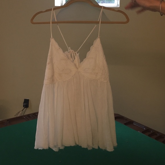 Beautiful white layered Free People tank top.
