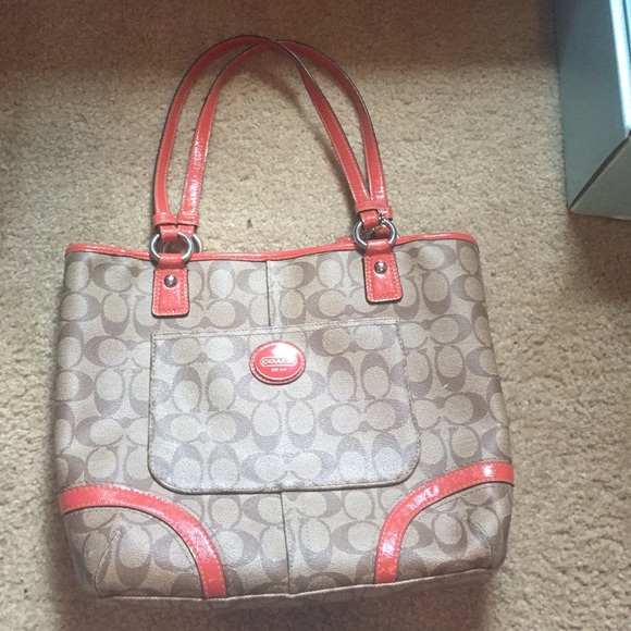 Coach Peyton Purse
