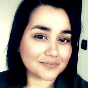 Meet your Posher, Karina