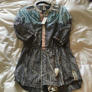 Adorable pattern romper size small