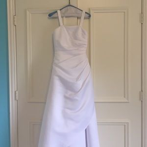 David's Bridal White Dress