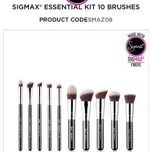 Sigma Essential Kit Set