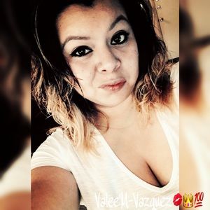 Meet your Posher, Valeria