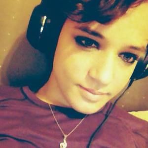 Meet your Posher, Ansley