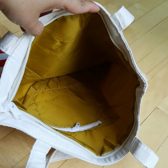 🇺🇸 Zippered Tote🇺🇸 - Picture 3 of 4