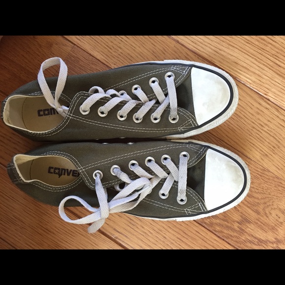 Hunter green converse