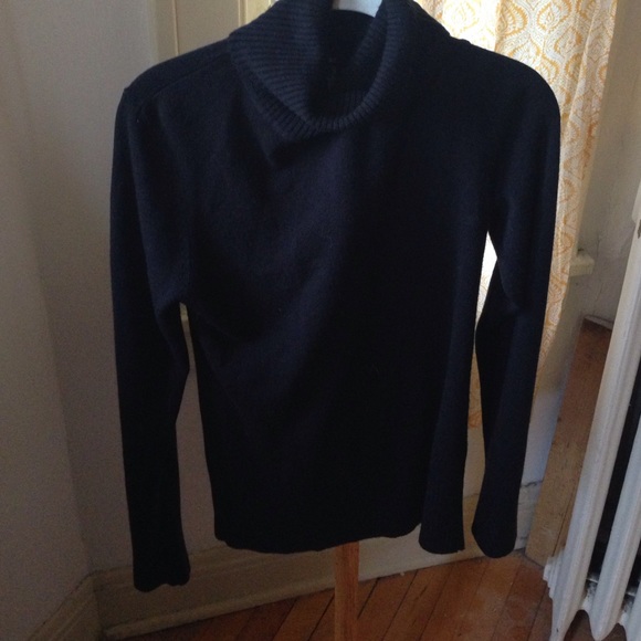H&M sweater