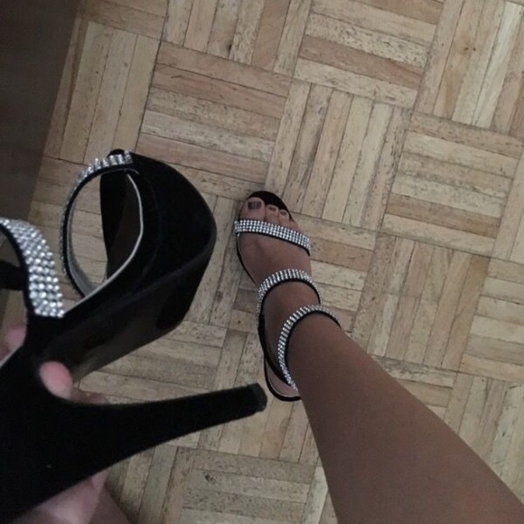 Black heel