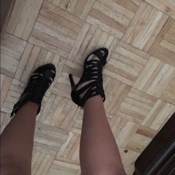 Black heel