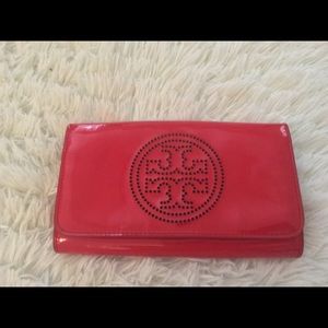 🌻authentic Tory Burch cross-body purse