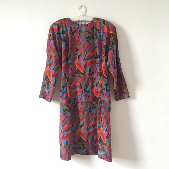Beautiful Patterned Dress - Picture 1 of 3