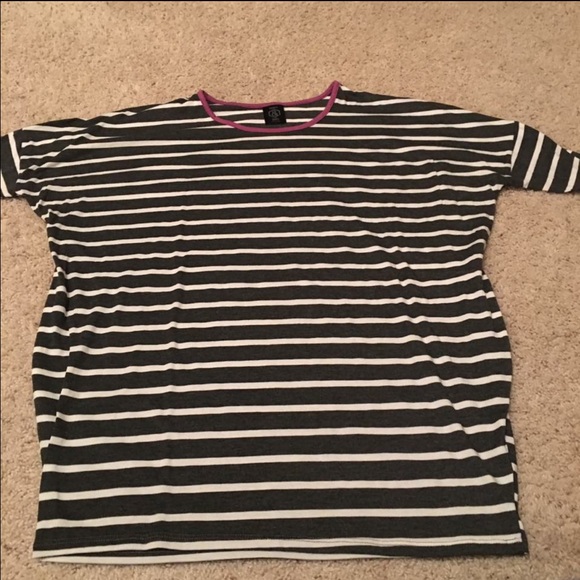 Agnes and Dora XL dolman shirt