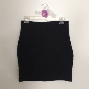 Ribbed Shaping Black Skirt