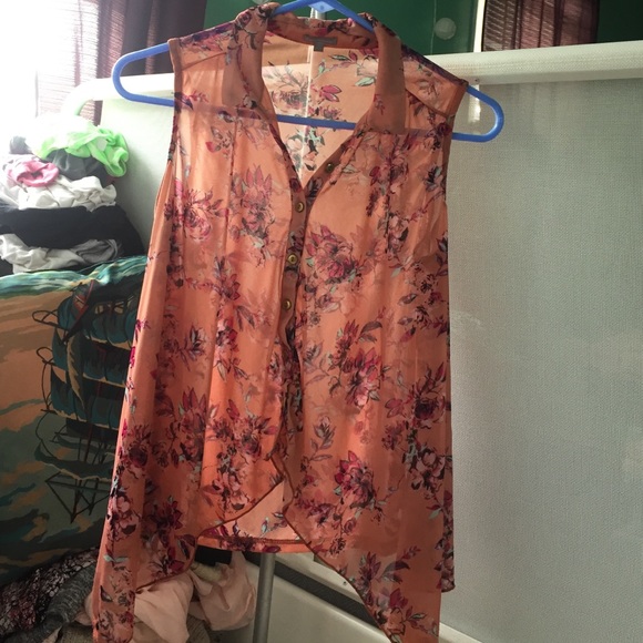 Floral short sleeve button down top