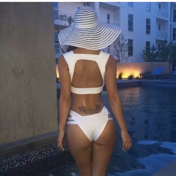 New Strappy Women Push Up Bikini Set White - Picture 2 of 7