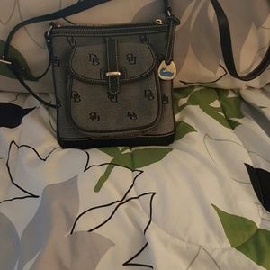 Dooney cross body