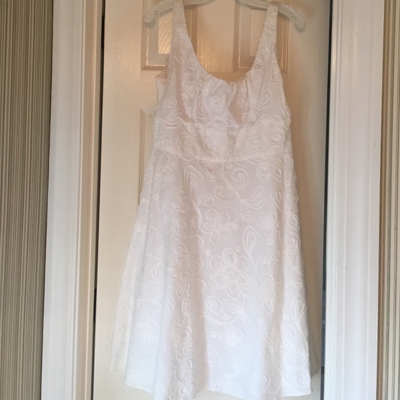 Pure White Jones New York Dress