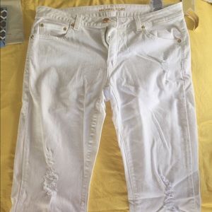 Brand new MICHAEL KORS  white relaxed fit jeans 💁
