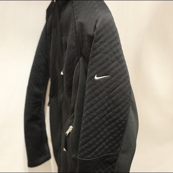 Nike tech jacket - Picture 3 of 4