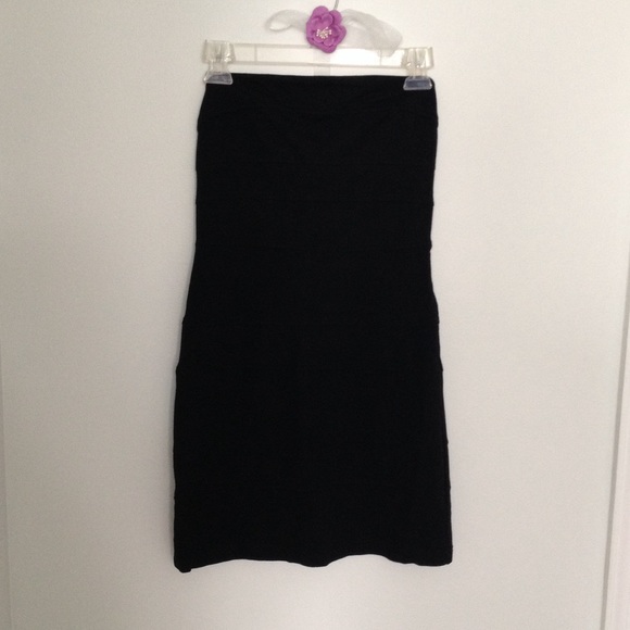 Black Ribbed Jersey Strapless Dress