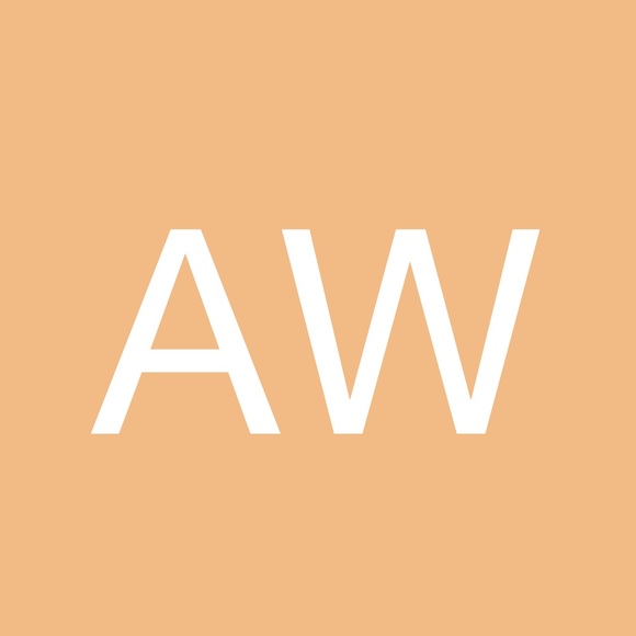 Meet your Posher, Ava - Picture 1 of 1