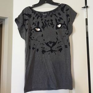 Pristine condition Express graphic tee