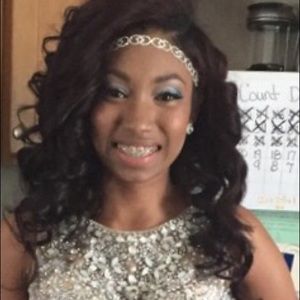 Meet your Posher, Jumyria
